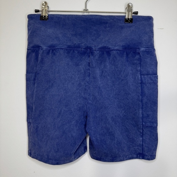 Free People Movement Sample Shorts Small One-of-a-Kind Navy Blue Biker Shorts - Picture 2 of 6